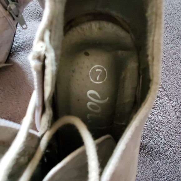 Booties - Picture 3 of 3